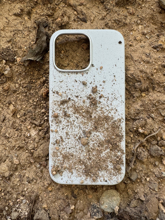 Lussoloop Vegan Leather for iPhone 16: A Stylish Review