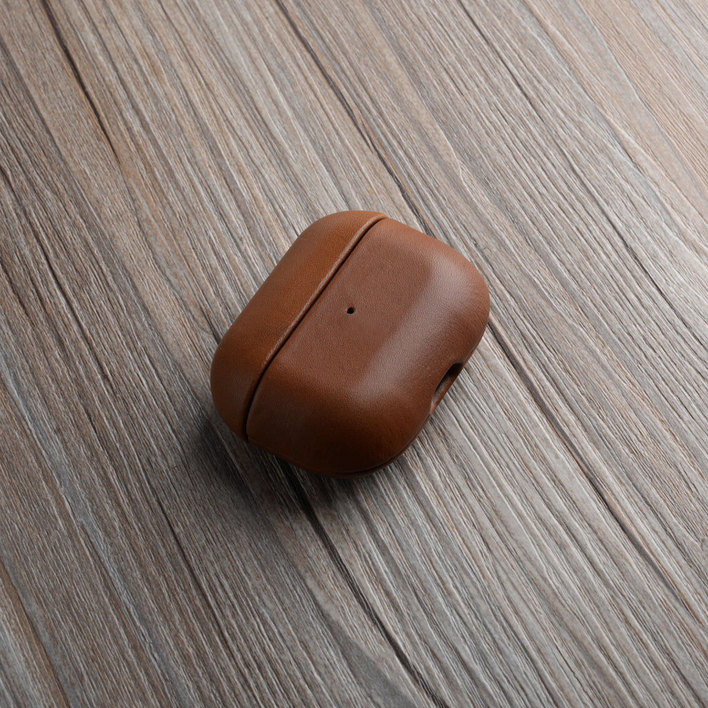 Lussoloop Barenia Leather in Airpods Pro