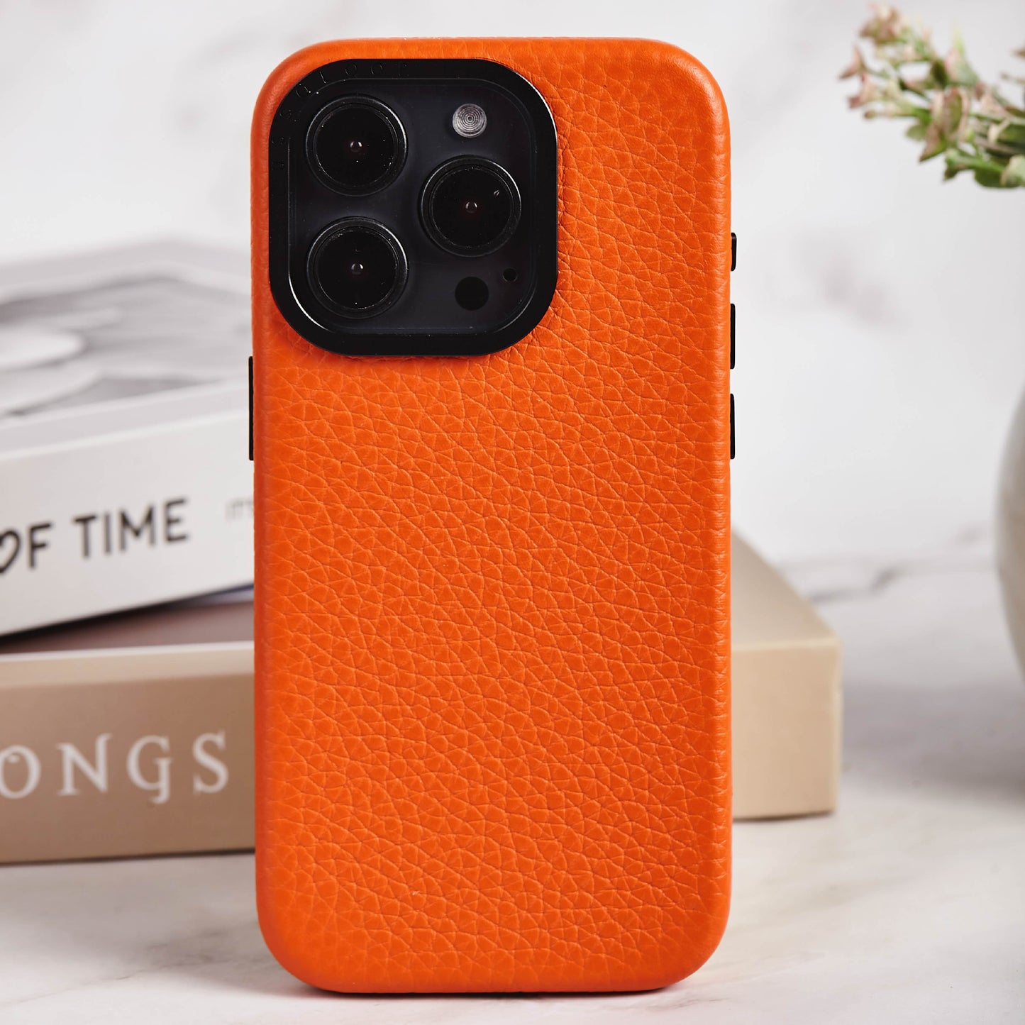 Lussoloop Premium Leather case Top-Grade CowhideTrendy Colors Shockproof Protection for iPhone 15