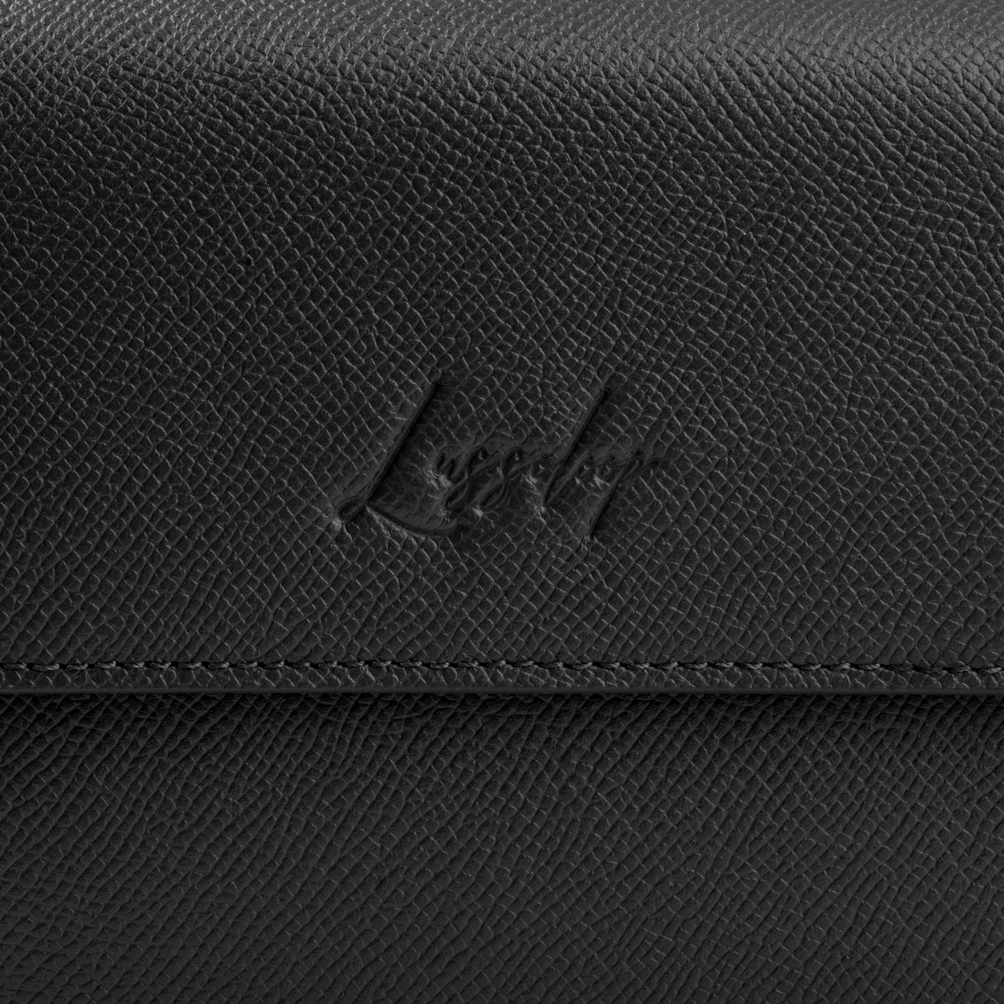 Lussoloop Brevità No.3 Black bag